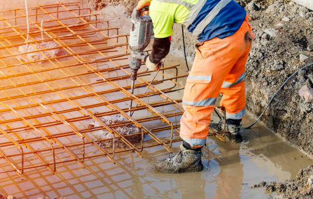 Best Commercial Concrete Contractor  in Mount Pleasant, MI